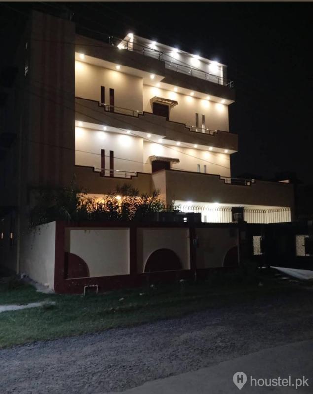 Zarnigah Girls Hostel Girls Hostel in Audit & Accounts Housing Society, Lahore with Mess, WiFi - Photo 6