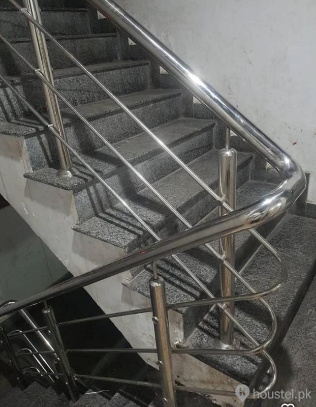 Red Rose Girls Hostel Girls Hostel in Old Muslim Town, Lahore with Mess, WiFi - Photo 5