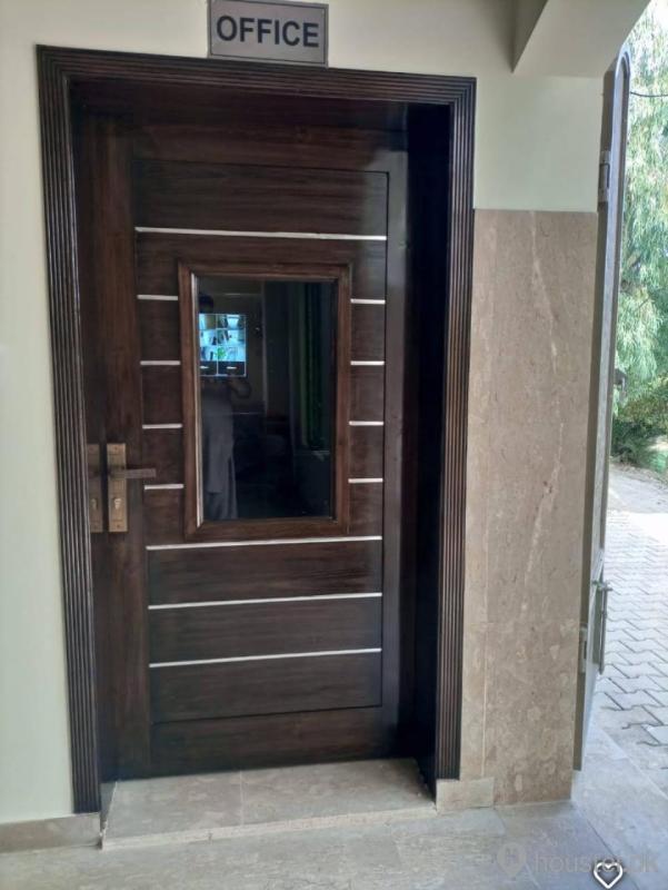 M.I. Girls Hostel Girls Hostel in Raiwind, Lahore with WiFi - Photo 10