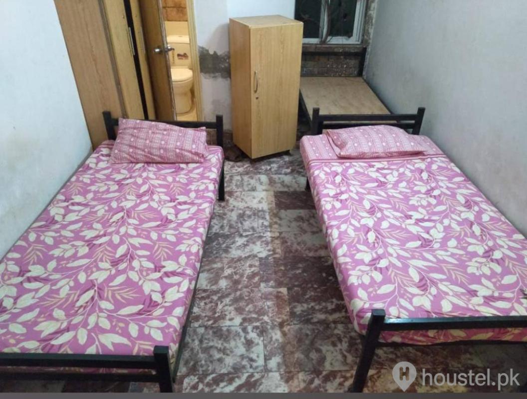 THH- The Hostel & Hotel Boys Hostel in Johar Town, Lahore with Mess, WiFi - Photo 6