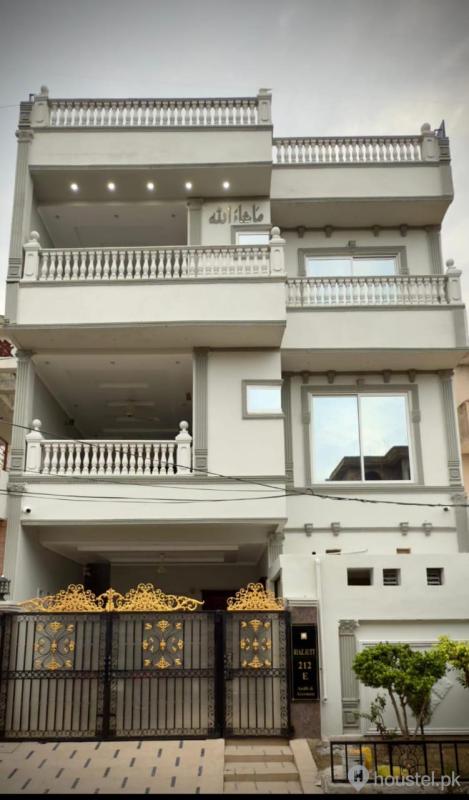 Queen's haven Hostel Girls Hostel in Audit & Accounts Housing Society, Lahore with Mess, WiFi - Main Photo