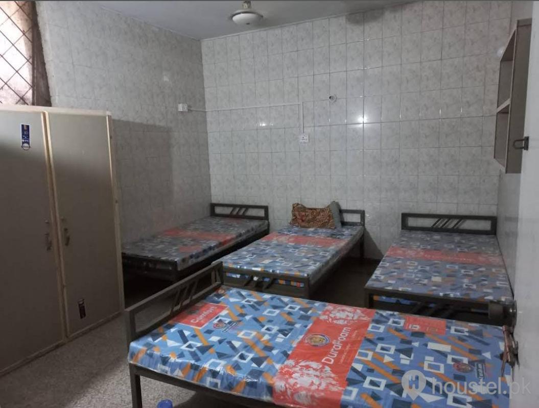 Adam's Lodges Boys Hostel Boys Hostel in New Garden Town, Lahore with Mess, WiFi - Photo 15