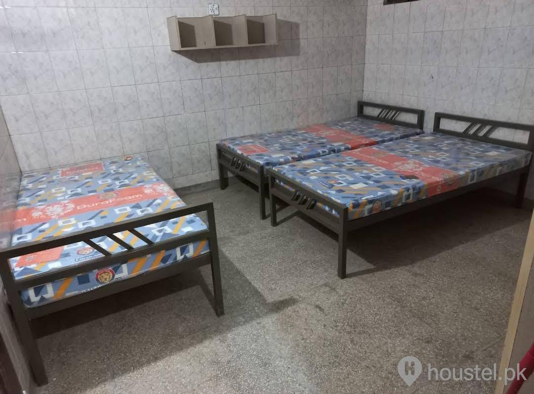 Adam's Lodges Boys Hostel Boys Hostel in New Garden Town, Lahore with Mess, WiFi - Photo 10