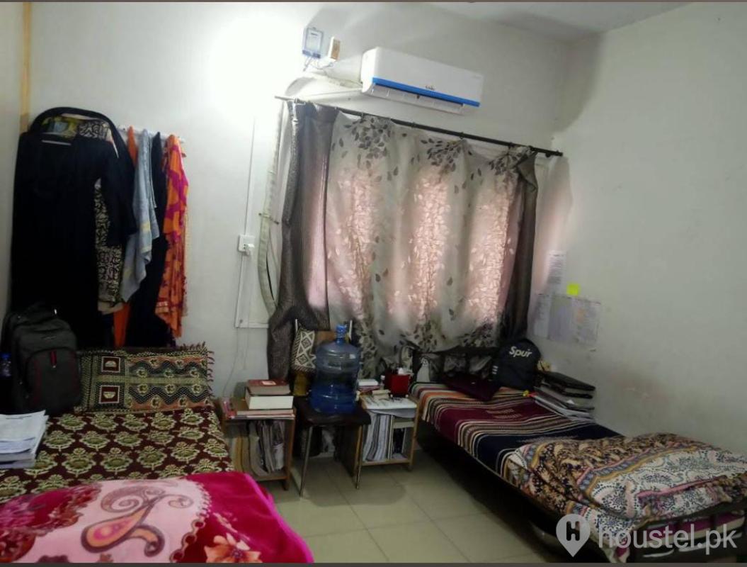 Noor Girls Hostel Girls Hostel in New Garden Town, Lahore with Mess, WiFi - Photo 10