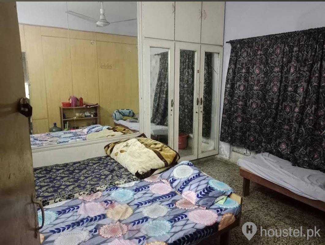 Noor Girls Hostel Girls Hostel in New Garden Town, Lahore with Mess, WiFi - Photo 12