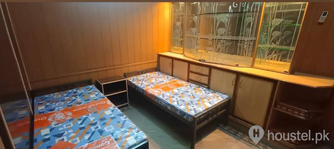 Divine Group of Girls Hostel Girls Hostel in Old Muslim Town, Lahore with Mess, WiFi - Photo 6