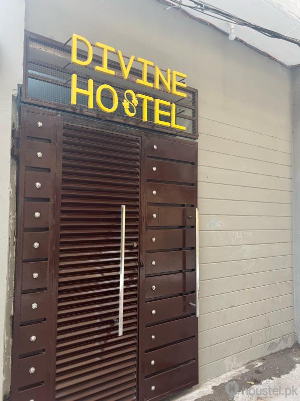 Divine Group of Girls Hostel Girls Hostel in Old Muslim Town, Lahore with Mess, WiFi - Photo 4