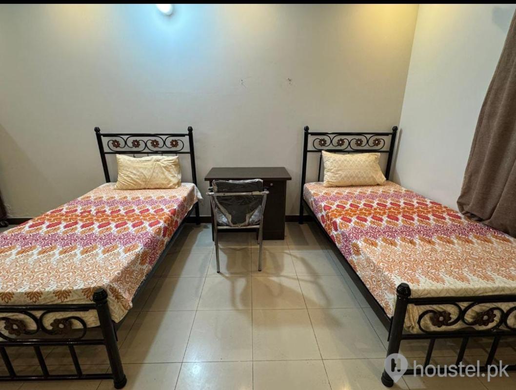 Eden Elite Girls Hostel Girls Hostel in Johar Town, Lahore with Mess, WiFi - Photo 5