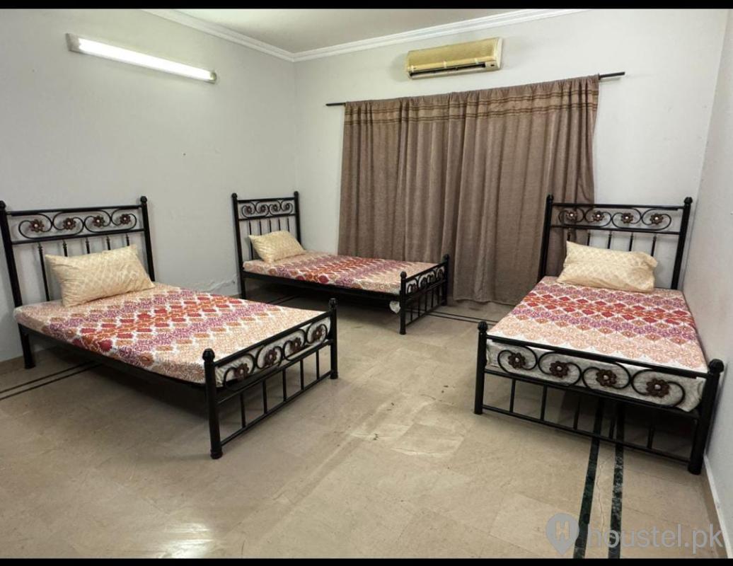 Eden Elite Girls Hostel Girls Hostel in Johar Town, Lahore with Mess, WiFi - Photo 6