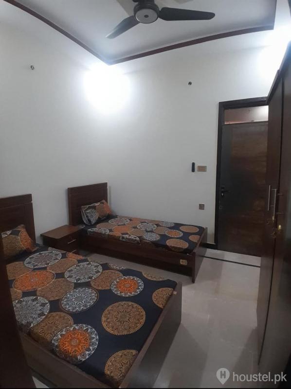 Zawar Boys Hostels Boys Hostel in University Road, Karachi with WiFi - Photo 17
