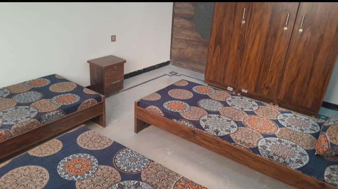 Three Seater Room at Zawar Boys Hostels — photo 4