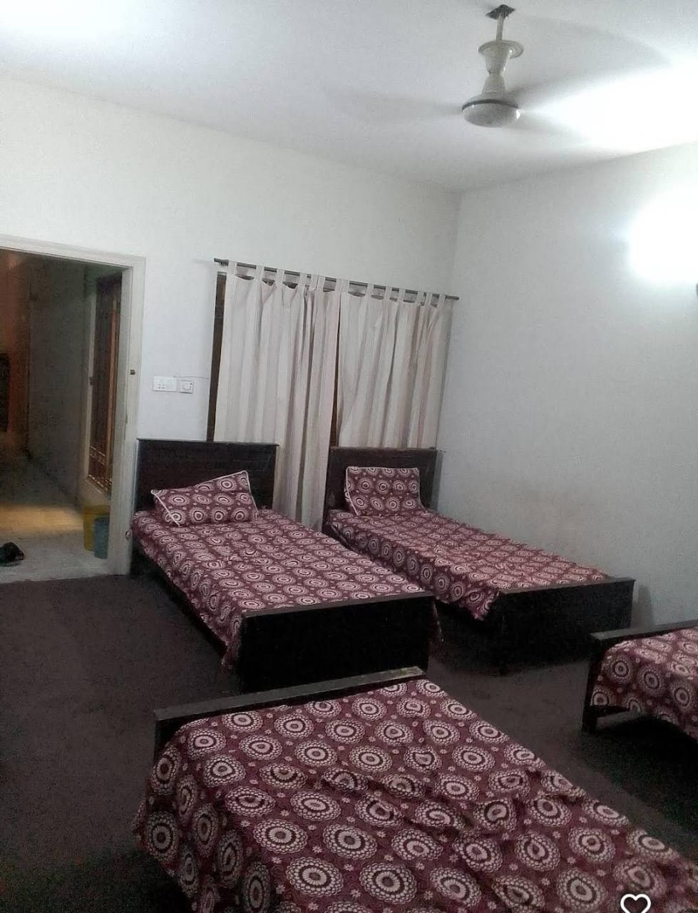 Two Seater Room at LUXURY BOYS HOSTELS   F-11 Branch — photo 8