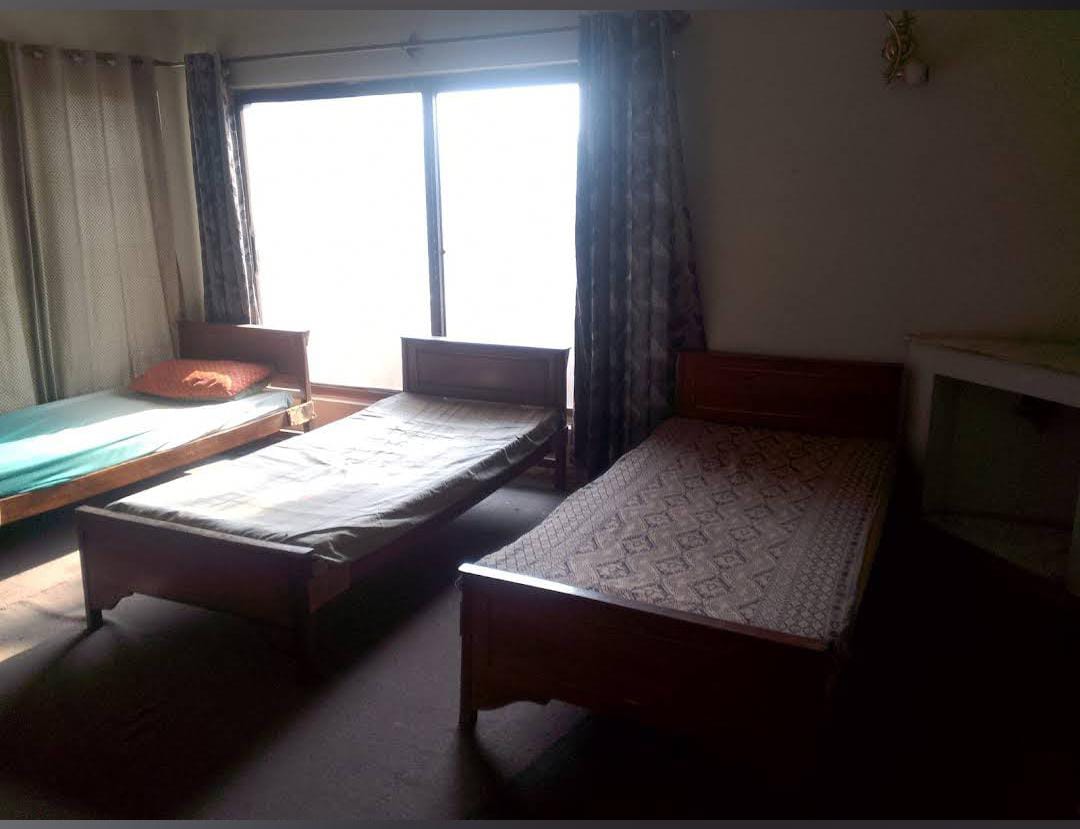 Two Seater Room at LUXURY BOYS HOSTELS   F-11 Branch — photo 5
