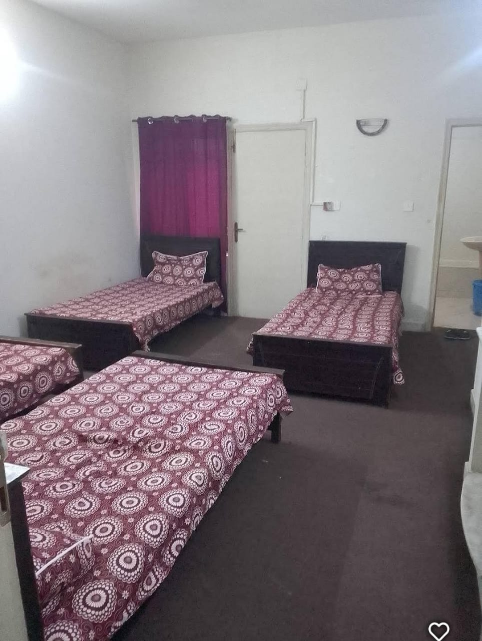 Two Seater Room at LUXURY BOYS HOSTELS   F-11 Branch — photo 11