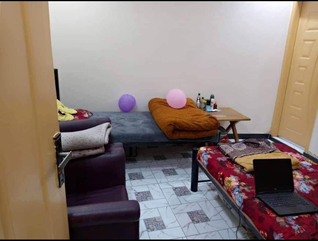 Room 5-Seater Room