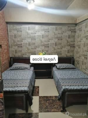 𝐓𝐇𝐄 𝐕𝐄𝐋𝐕𝐄𝐓 𝐑𝐎𝐒𝐄 𝐆𝐈𝐑𝐋𝐒 𝐇𝐎𝐒𝐓𝐄𝐋 Girls Hostel in F-8 Markaz, Islamabad with Mess, WiFi - Photo 15